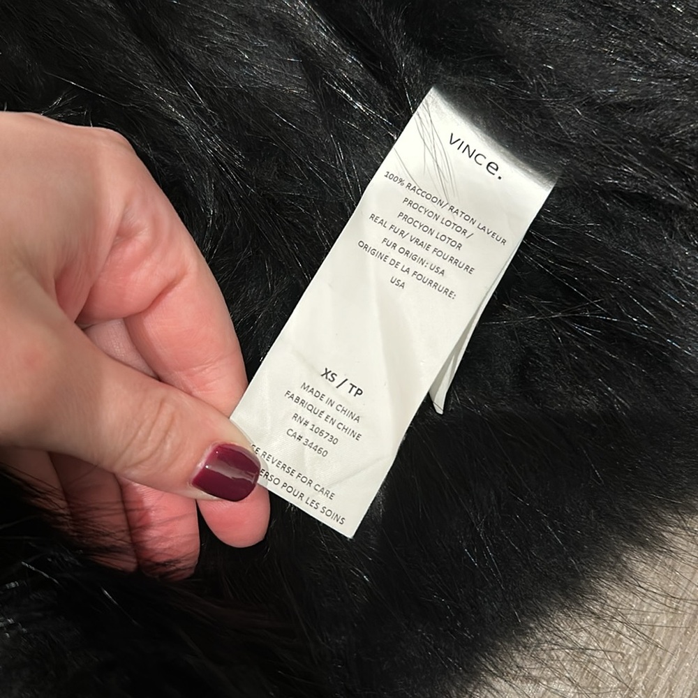 Vince Rabbit Fur Vest - Picture 2 of 3